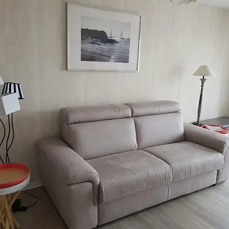 Au Bord De Mer Studio 28m2 Calme, Lumineux, Balcon, Immeuble En Front De Mer, Studio Vue Ville * Le Touquet